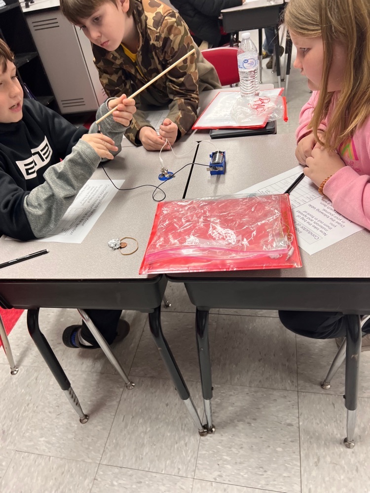 Fourth Graders loved building circuits and learning more about Electricity this week. 